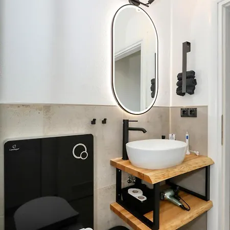 Mediterrane Natalia Vrsi