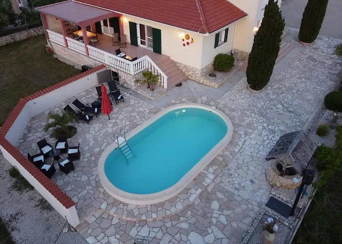 Mediterrane Natalia * Vrsi