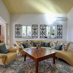 Mediterrane Natalia Villa *