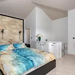 Mediterrane Natalia * Vrsi