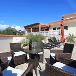 Mediterrane Natalia Villa *