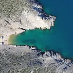 Mediterrane Natalia Vrsi