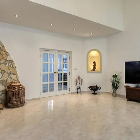 Mediterrane Natalia Vrsi